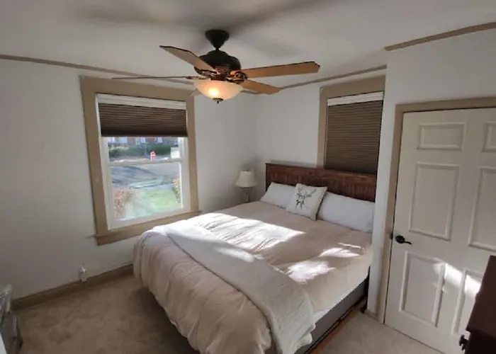 Rancher's Capitol Villa *